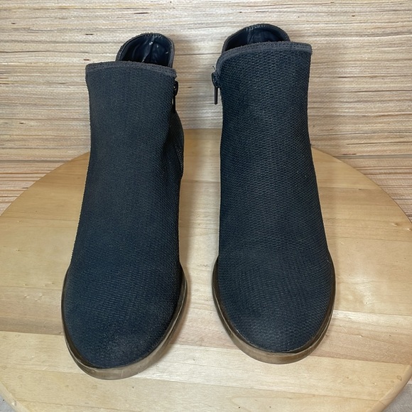 KENSIE Gerona Perforated Suede Ankle Booties, Dark Gray, US 10 - Picture 4 of 10